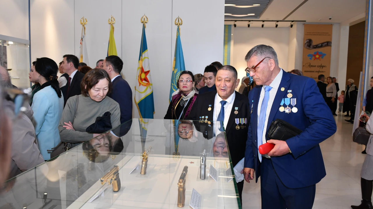В Президентском центре РК открылась тематическая выставка, посвященная героическим подвигам наших соотечественников